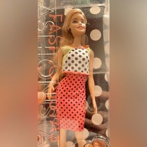 Barbie fashionista.  Firm price